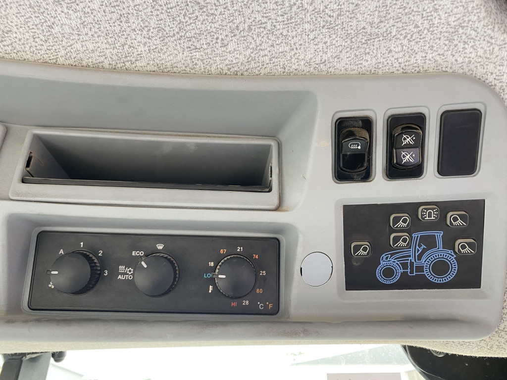 Traktor New Holland T7.315 AC 4x4: slika 12