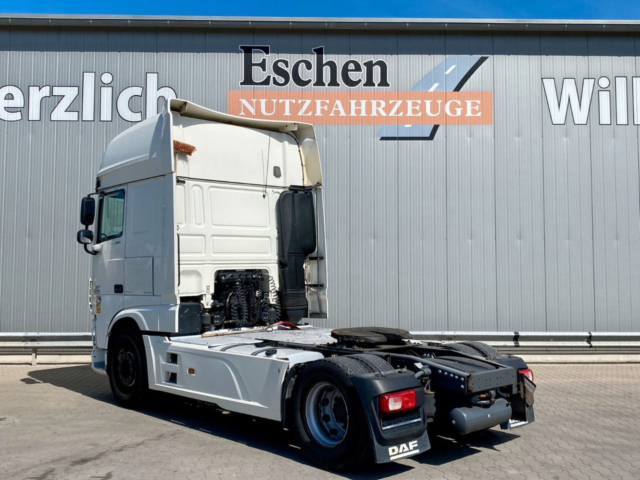 DAF XF 460 Super Space Cab | Klima*Vollspoiler - Vlačilec: slika 3 DAF XF 460 Super Space Cab | Klima*Vollspoiler - Vlačilec: slika 3