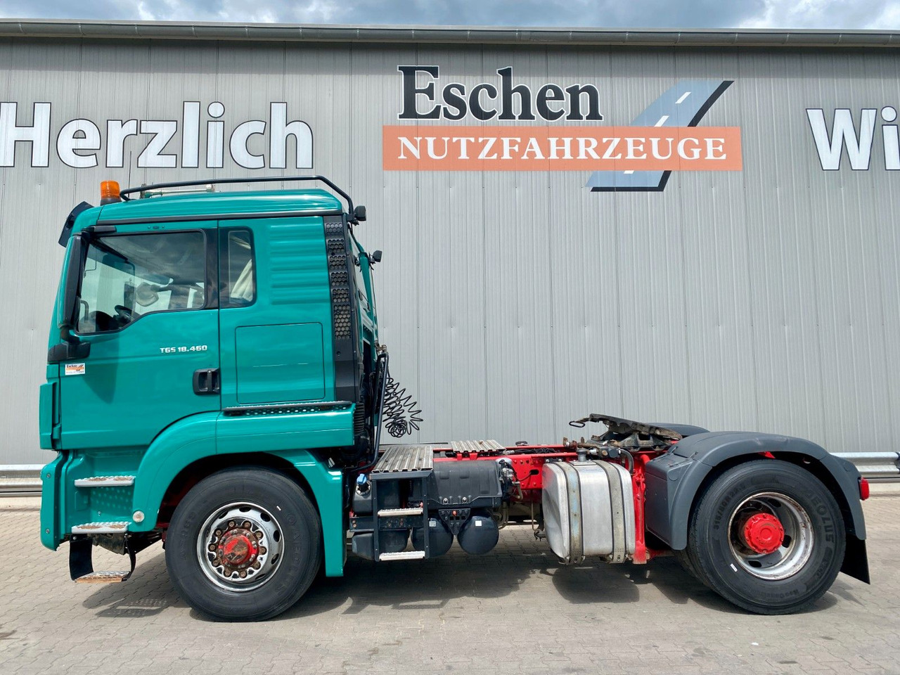 MAN TGS 18.460 4x4 HYDRO|Hydraulik*Navi*ACC*Retarder - Vlačilec: slika 2 MAN TGS 18.460 4x4 HYDRO|Hydraulik*Navi*ACC*Retarder - Vlačilec: slika 2
