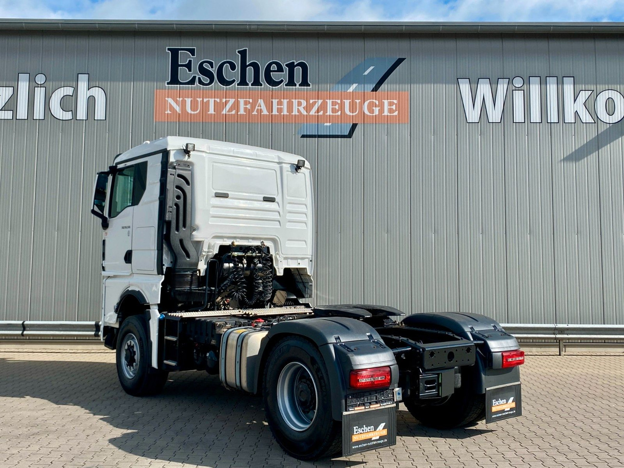 MAN TGX 18.510 4x4 HYDRO | TG3*2x Hydraulik*ACC*Navi - Vlačilec: slika 3 MAN TGX 18.510 4x4 HYDRO | TG3*2x Hydraulik*ACC*Navi - Vlačilec: slika 3