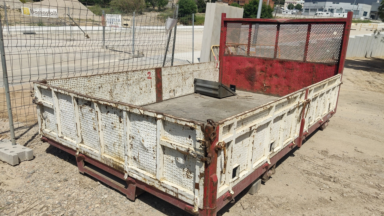 Caja quita y pon 4100x600x2520 MM - Odprti keson: slika 2 Caja quita y pon 4100x600x2520 MM - Odprti keson: slika 2