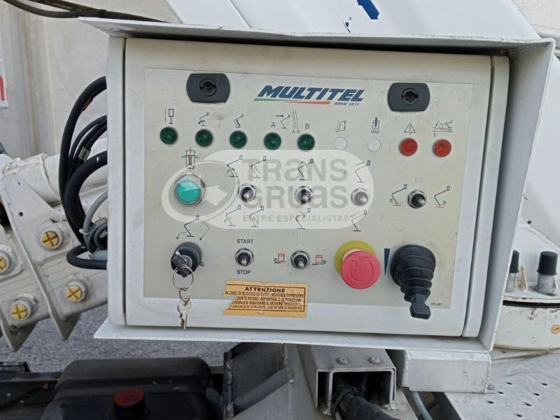 MULTITEL NISSAN NT 400 + MX 250 - Dvižna ploščad montirana na tovornjak: slika 1 MULTITEL NISSAN NT 400 + MX 250 - Dvižna ploščad montirana na tovornjak: slika 1