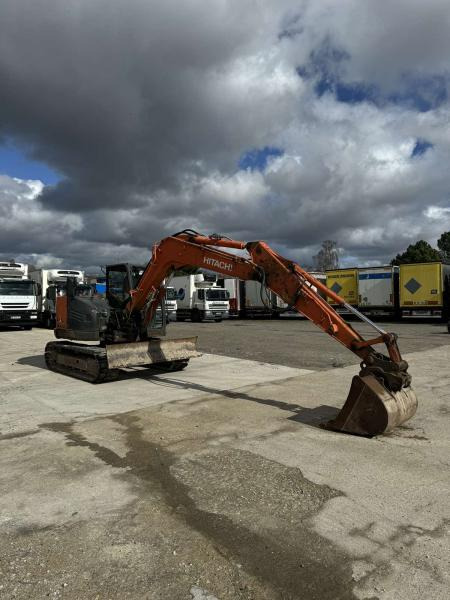 Hitachi ZX85USB-5A - Bager goseničar: slika 1 Hitachi ZX85USB-5A - Bager goseničar: slika 1