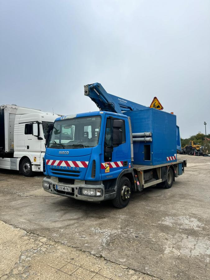 Iveco Eurocargo 100E19 - Dvižna ploščad montirana na tovornjak: slika 1 Iveco Eurocargo 100E19 - Dvižna ploščad montirana na tovornjak: slika 1