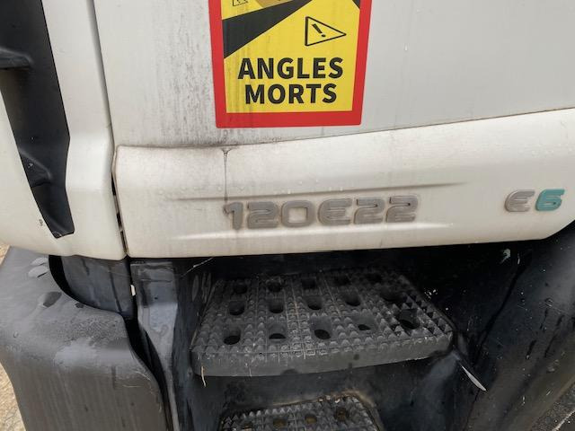 Iveco Eurocargo 120E22 - Tovornjak zabojnik: slika 4 Iveco Eurocargo 120E22 - Tovornjak zabojnik: slika 4