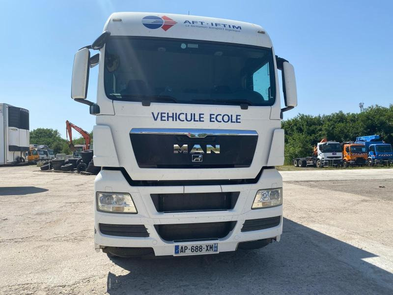 Tovornjak s ponjavo MAN TGX 18.360: slika 1