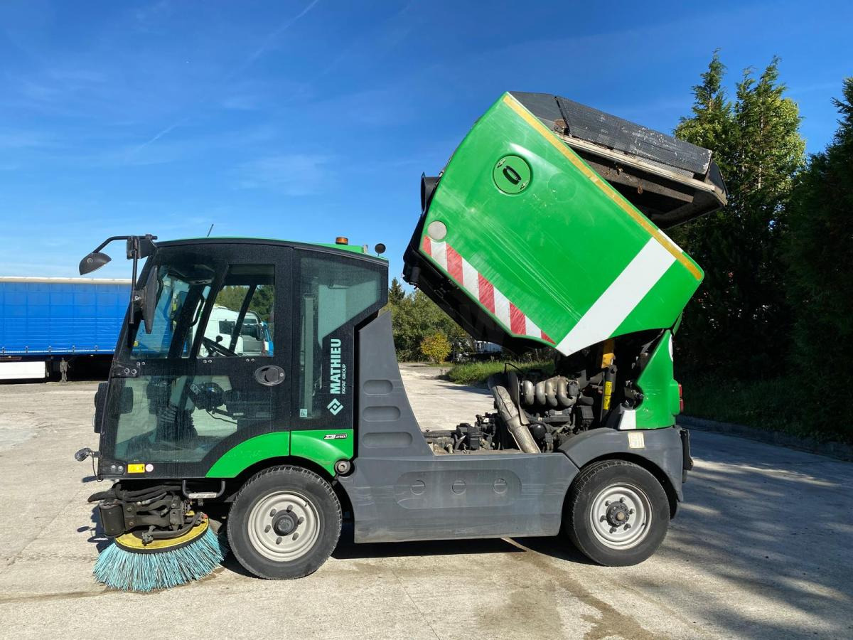 Mathieu Azura MC210 - Vozilo za pometanje: slika 4 Mathieu Azura MC210 - Vozilo za pometanje: slika 4