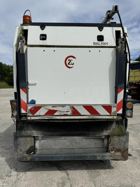 Schmidt Clingo 400 - Vozilo za pometanje: slika 3 Schmidt Clingo 400 - Vozilo za pometanje: slika 3