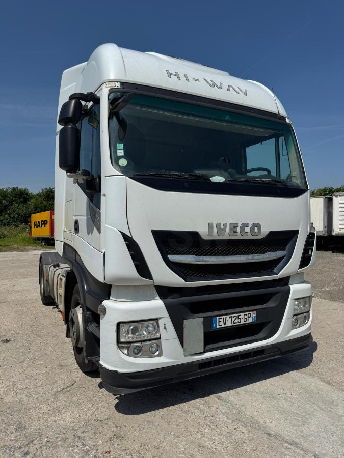 Iveco Stralis AS 440 - Vlačilec: slika 1 Iveco Stralis AS 440 - Vlačilec: slika 1
