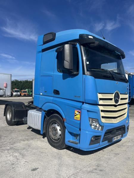 Mercedes Actros 1845 - Vlačilec: slika 1 Mercedes Actros 1845 - Vlačilec: slika 1