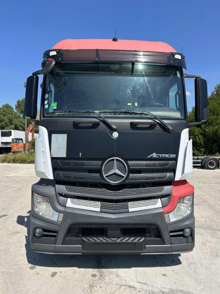 Mercedes Actros 1845 - Vlačilec: slika 2 Mercedes Actros 1845 - Vlačilec: slika 2
