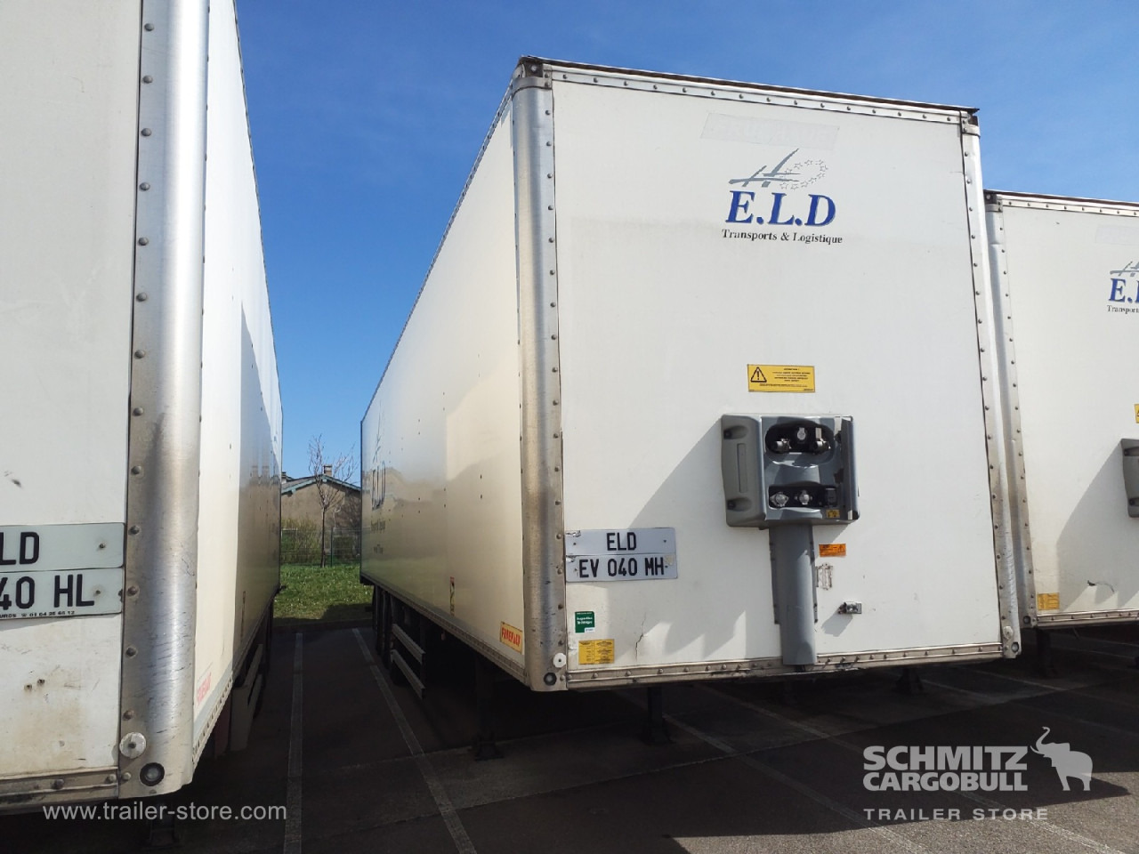 FRUEHAUF Dryfreight Standard Roller shutter door - Polprikolica zabojnik: slika 1 FRUEHAUF Dryfreight Standard Roller shutter door - Polprikolica zabojnik: slika 1