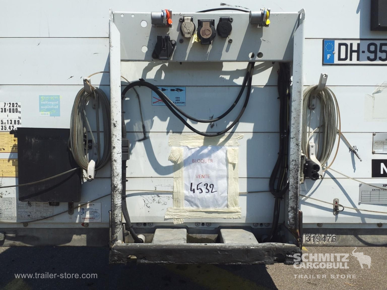 SCHMITZ Curtainsider Standard Taillift - Polprikolica s ponjavo: slika 3 SCHMITZ Curtainsider Standard Taillift - Polprikolica s ponjavo: slika 3