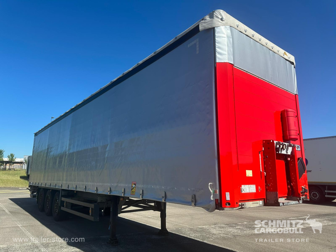 SCHMITZ Curtainsider Standard Taillift - Polprikolica s ponjavo: slika 1 SCHMITZ Curtainsider Standard Taillift - Polprikolica s ponjavo: slika 1
