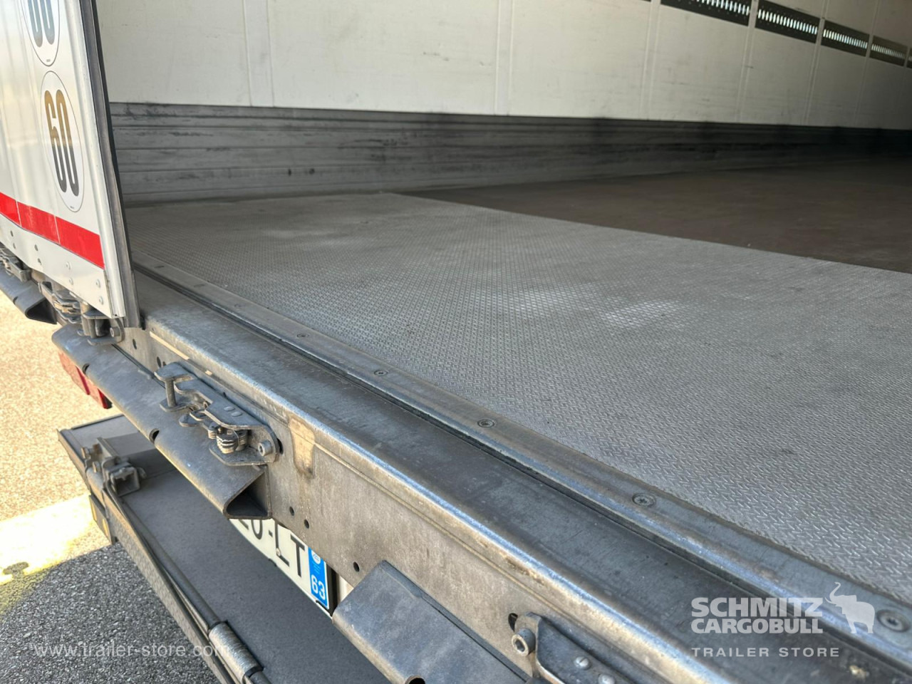 SCHMITZ Dryfreight Standard Taillift - Polprikolica zabojnik: slika 4 SCHMITZ Dryfreight Standard Taillift - Polprikolica zabojnik: slika 4