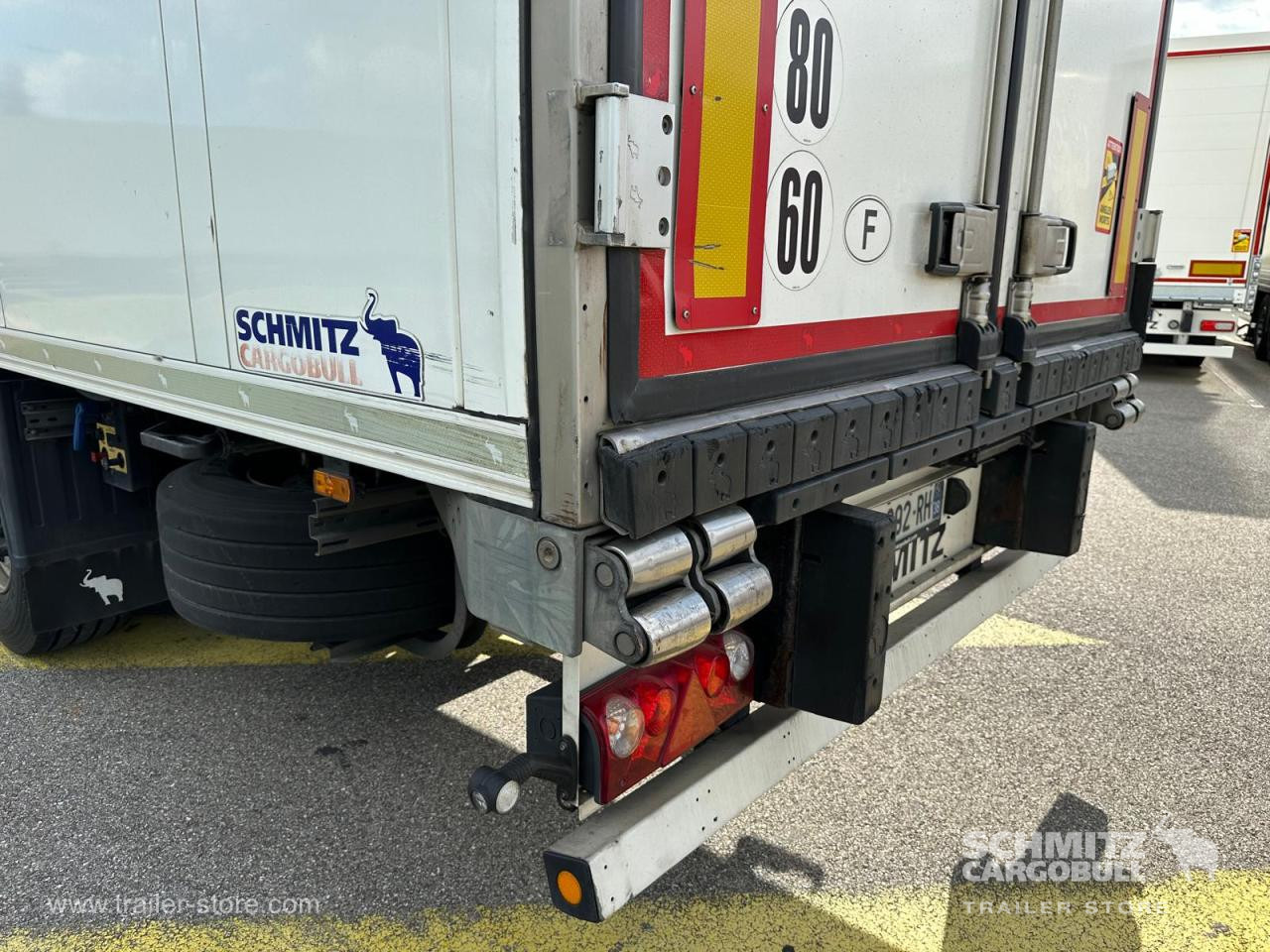 SCHMITZ Reefer Standard - Izotermična polprikolica: slika 3 SCHMITZ Reefer Standard - Izotermična polprikolica: slika 3