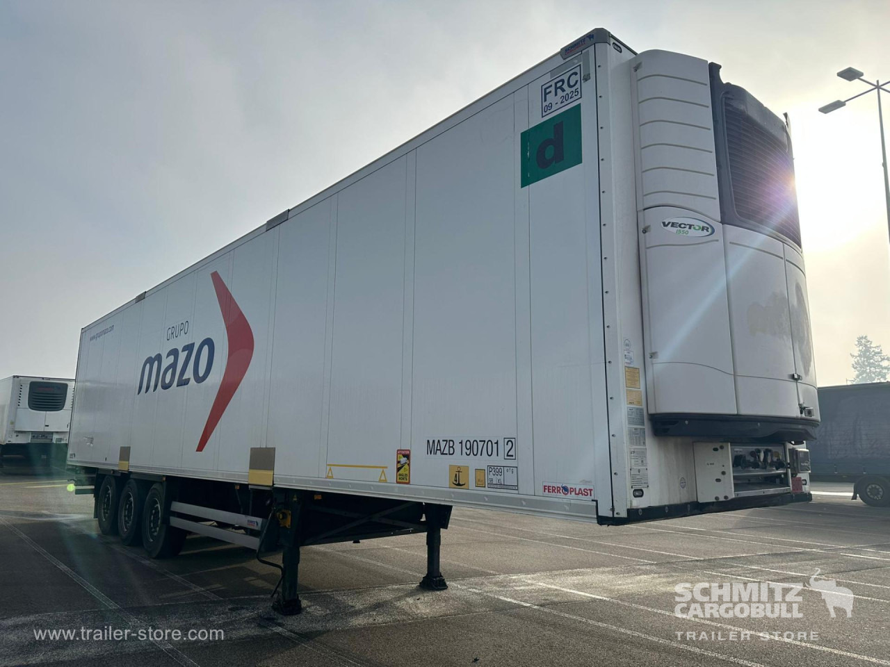 SCHMITZ Reefer Standard - Izotermična polprikolica: slika 1 SCHMITZ Reefer Standard - Izotermična polprikolica: slika 1