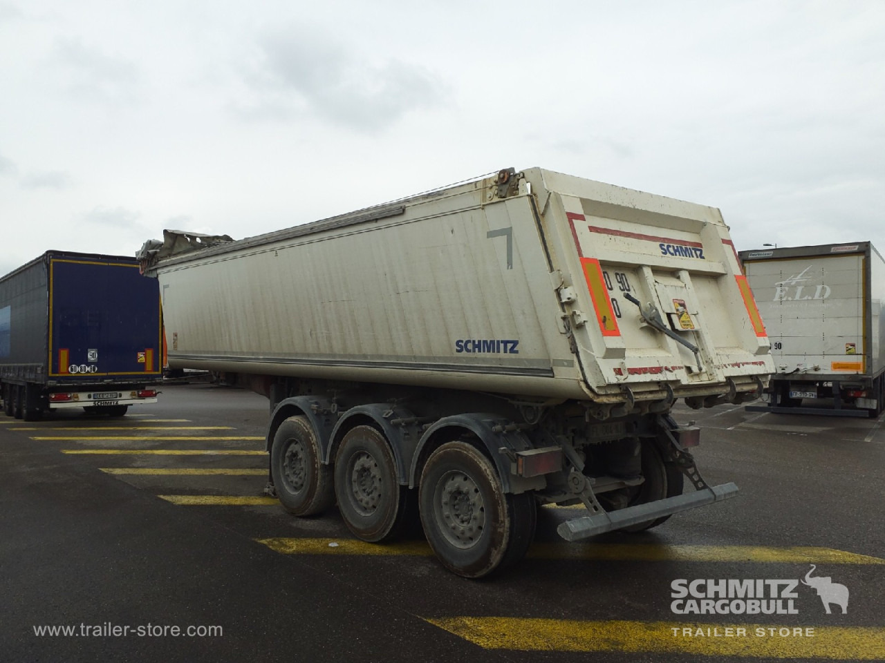 SCHMITZ Tipper Alu-square sided body 27m³ - Kiper polprikolica: slika 5 SCHMITZ Tipper Alu-square sided body 27m³ - Kiper polprikolica: slika 5