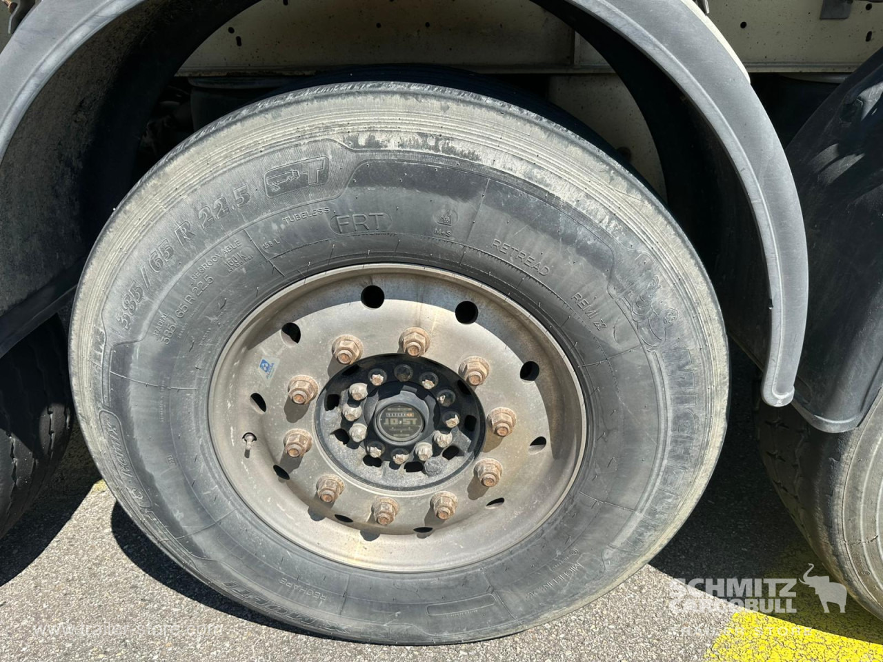 SCHMITZ Tipper Alu-square sided body 28m³ - Kiper polprikolica: slika 3 SCHMITZ Tipper Alu-square sided body 28m³ - Kiper polprikolica: slika 3
