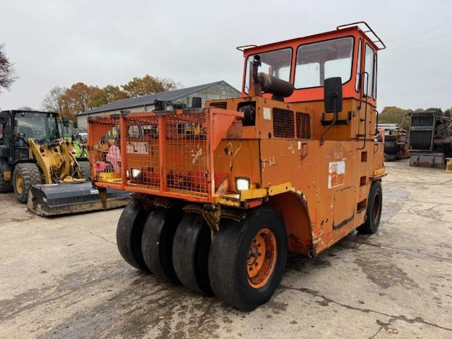 Hamm GRW 15 - Pnevmatski valjar: slika 1 Hamm GRW 15 - Pnevmatski valjar: slika 1