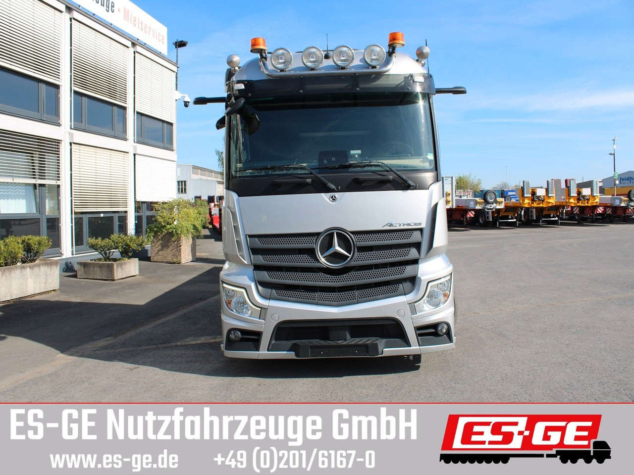 Mercedes-Benz 2546 L NR 6x2 Actros, Pritsche, MKG HLK 531 a5 - Tovornjak s kesonom, Tovornjak z dvigalom: slika 4 Mercedes-Benz 2546 L NR 6x2 Actros, Pritsche, MKG HLK 531 a5 - Tovornjak s kesonom, Tovornjak z dvigalom: slika 4