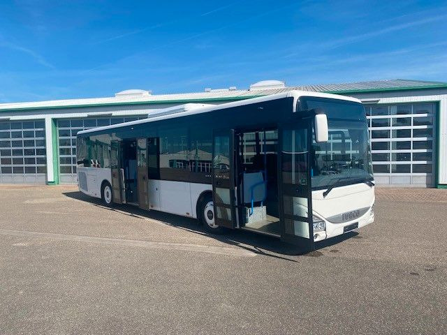 Iveco Crossway LE KLIMA LAWO ZF EcoLife - Mestni avtobus: slika 2 Iveco Crossway LE KLIMA LAWO ZF EcoLife - Mestni avtobus: slika 2