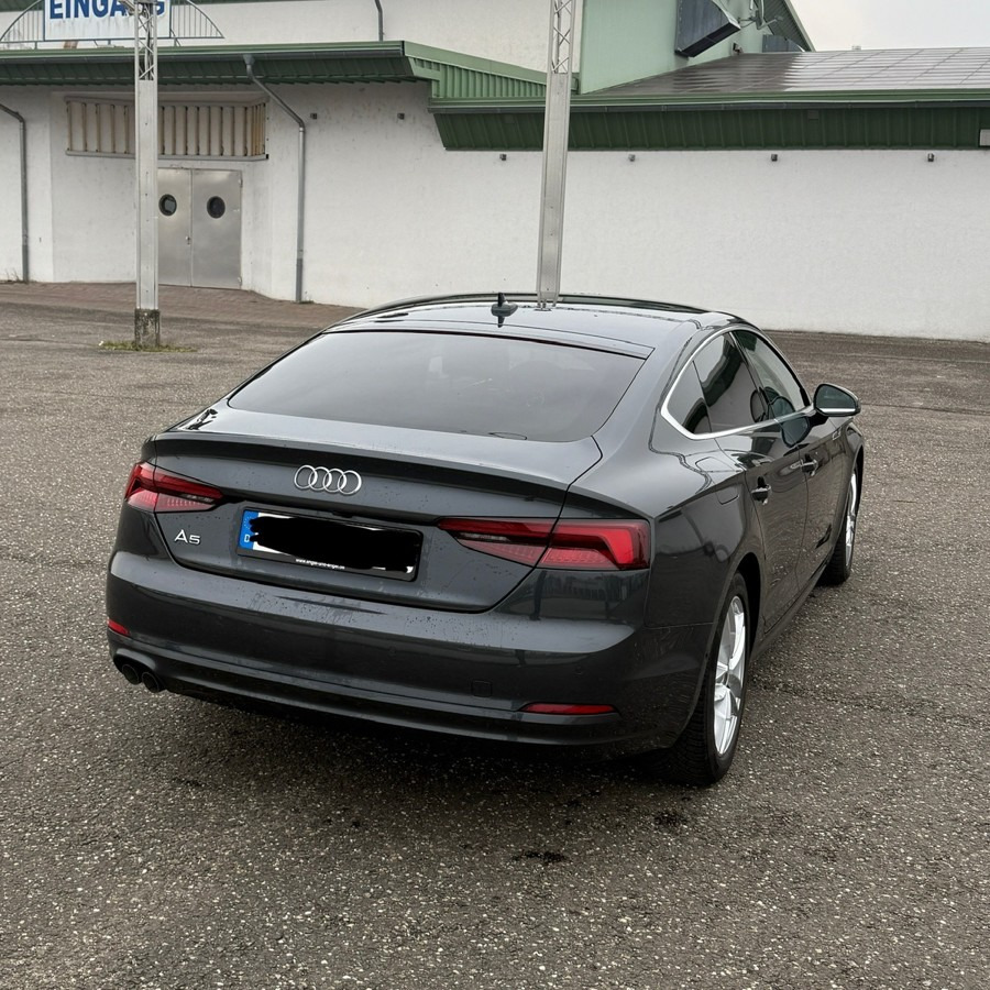 AUDI A5 Sportback TÜV bis Okt. 2027 - Karavan: slika 3 AUDI A5 Sportback TÜV bis Okt. 2027 - Karavan: slika 3