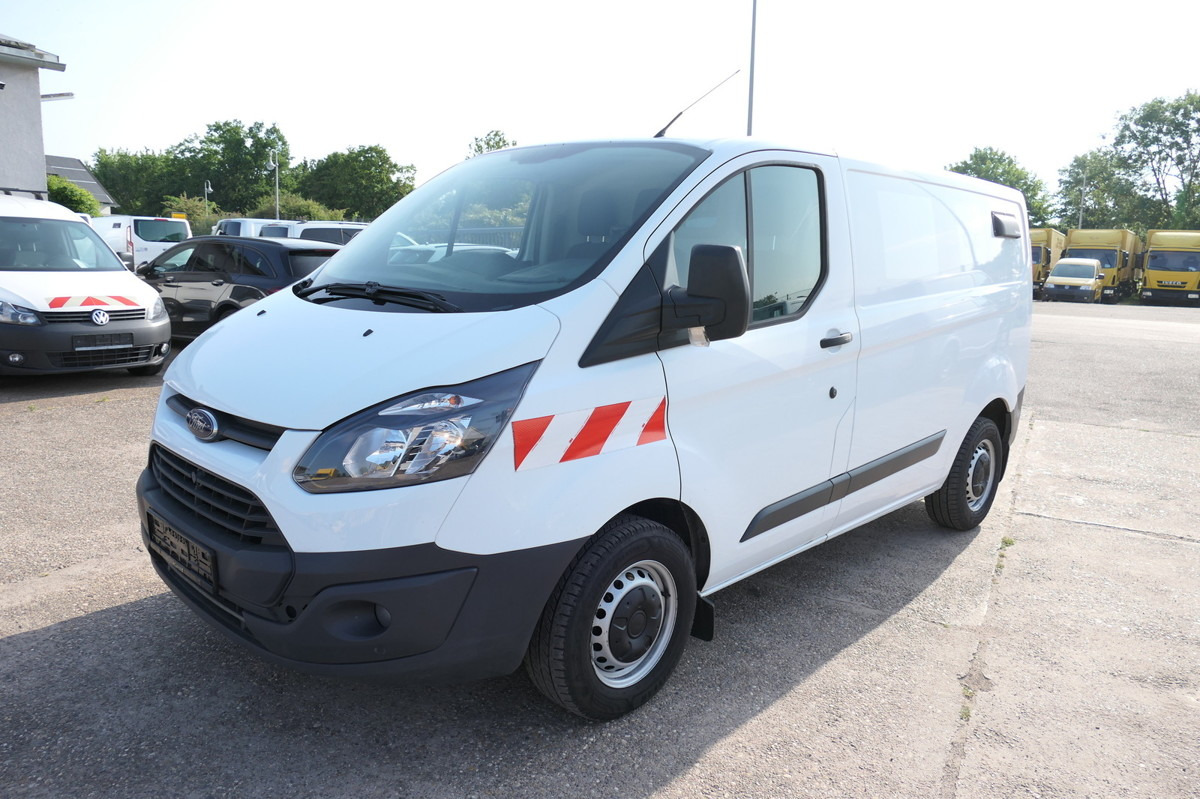 FORD Transit Custom 290 2.0 TDCi KLIMA WERKSTATTEINBA - Mali kombi: slika 2 FORD Transit Custom 290 2.0 TDCi KLIMA WERKSTATTEINBA - Mali kombi: slika 2