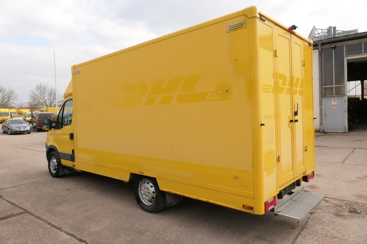 IVECO Daily 35 S11 C30C AUTOMATIK KAMERA MAXI KAMERA R - Dostavno vozilo z zabojnikom: slika 4 IVECO Daily 35 S11 C30C AUTOMATIK KAMERA MAXI KAMERA R - Dostavno vozilo z zabojnikom: slika 4