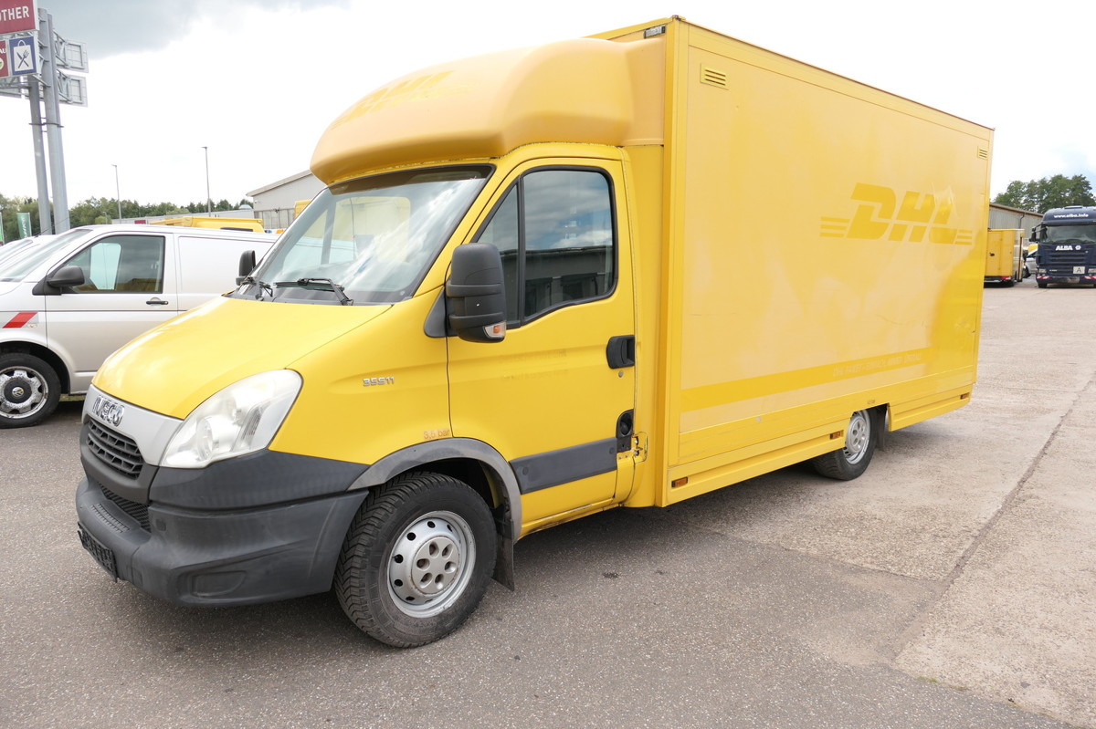 IVECO Daily 35 S11 C30C AUTOMATIK KAMERA MAXI KAMERA R - Dostavno vozilo z zabojnikom: slika 2 IVECO Daily 35 S11 C30C AUTOMATIK KAMERA MAXI KAMERA R - Dostavno vozilo z zabojnikom: slika 2
