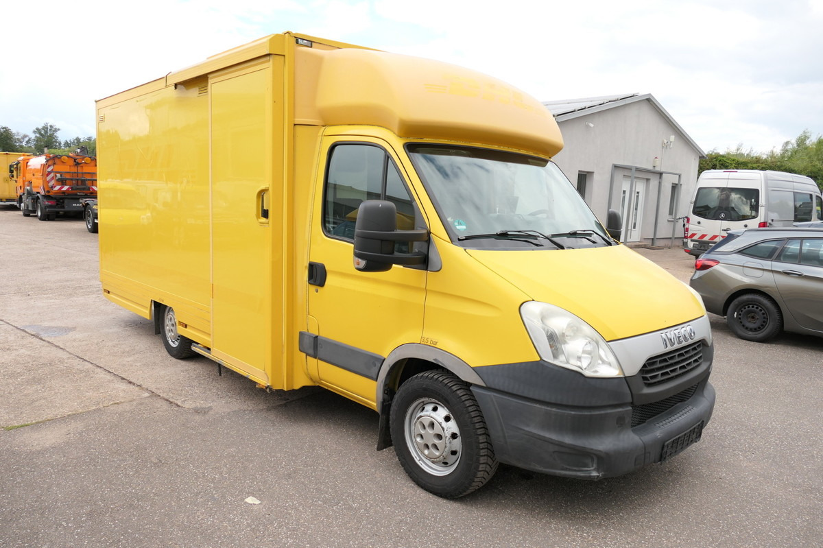 IVECO Daily 35 S11 C30C AUTOMATIK KAMERA MAXI KAMERA R - Dostavno vozilo z zabojnikom: slika 1 IVECO Daily 35 S11 C30C AUTOMATIK KAMERA MAXI KAMERA R - Dostavno vozilo z zabojnikom: slika 1