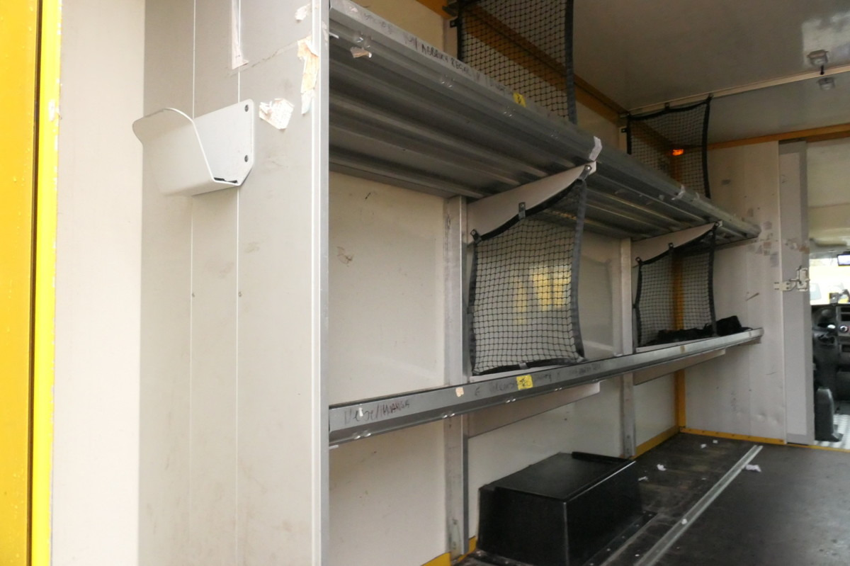 Dostavno vozilo z zabojnikom IVECO Daily 35 S11 C30C AUTOMATIK KAMERA MAXI KAMERA R: slika 5 Dostavno vozilo z zabojnikom IVECO Daily 35 S11 C30C AUTOMATIK KAMERA MAXI KAMERA R: slika 5