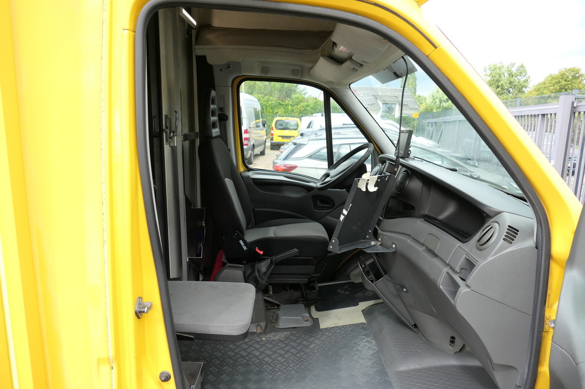 IVECO Daily 35 S11 C30C AUTOMATIK KAMERA MAXI KAMERA R - Dostavno vozilo z zabojnikom: slika 5 IVECO Daily 35 S11 C30C AUTOMATIK KAMERA MAXI KAMERA R - Dostavno vozilo z zabojnikom: slika 5