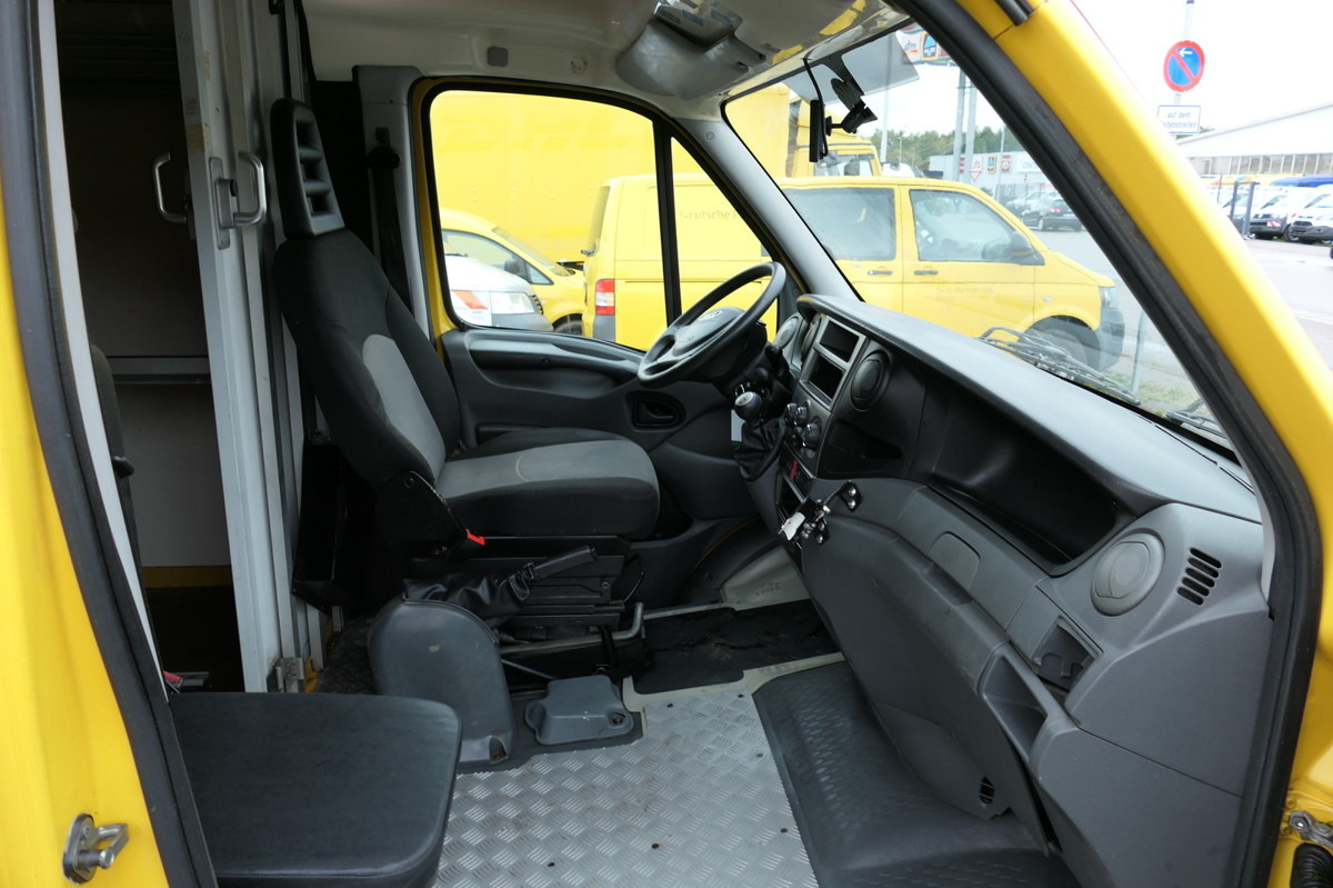IVECO Daily 35 S11 C30C AUTOMATIK KAMERA MAXI KAMERA R - Dostavno vozilo z zabojnikom: slika 5 IVECO Daily 35 S11 C30C AUTOMATIK KAMERA MAXI KAMERA R - Dostavno vozilo z zabojnikom: slika 5
