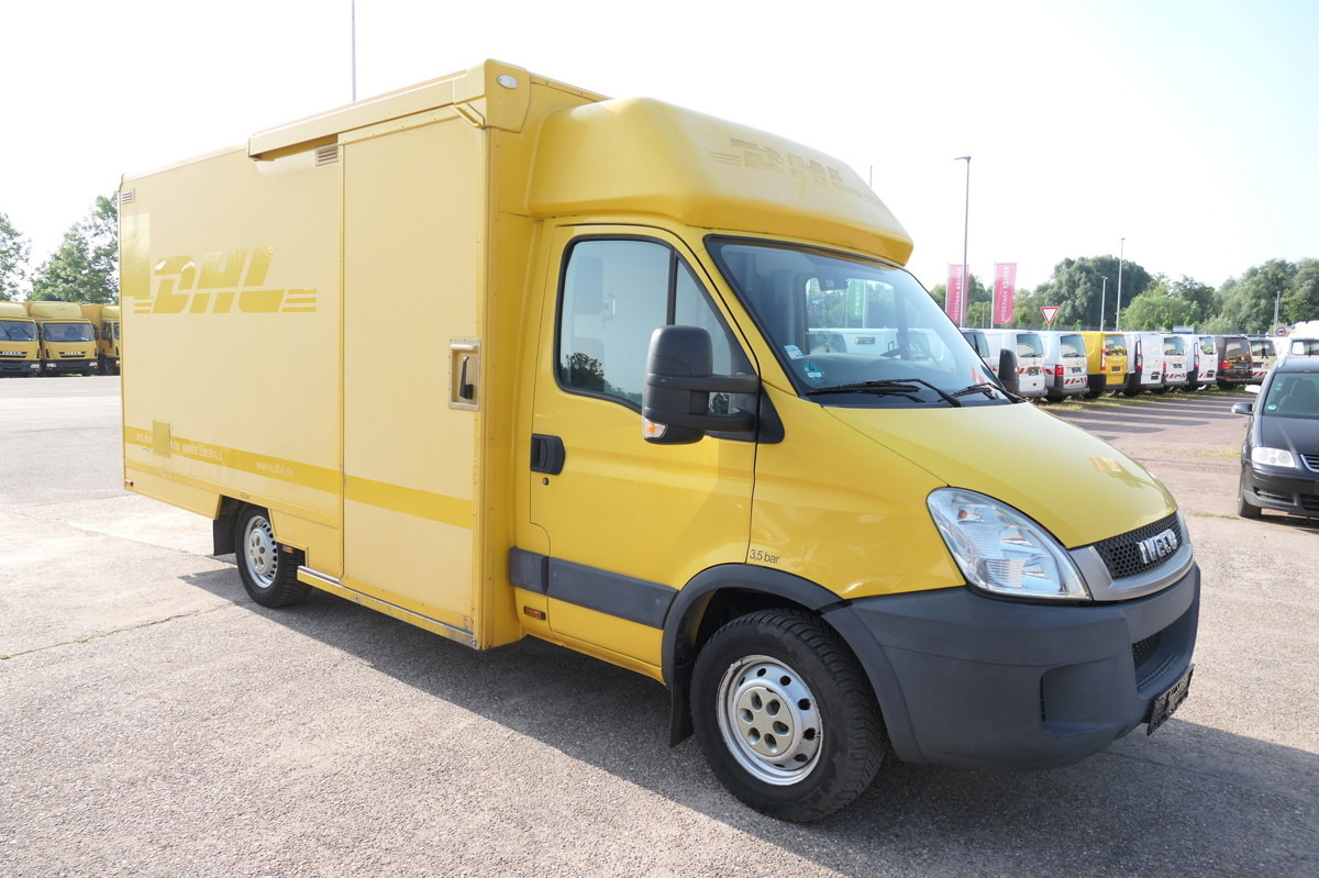 IVECO Daily 35 S11 C30C AUTOMATIK KAMERA MAXI Regale D - Dostavno vozilo z zabojnikom: slika 2 IVECO Daily 35 S11 C30C AUTOMATIK KAMERA MAXI Regale D - Dostavno vozilo z zabojnikom: slika 2