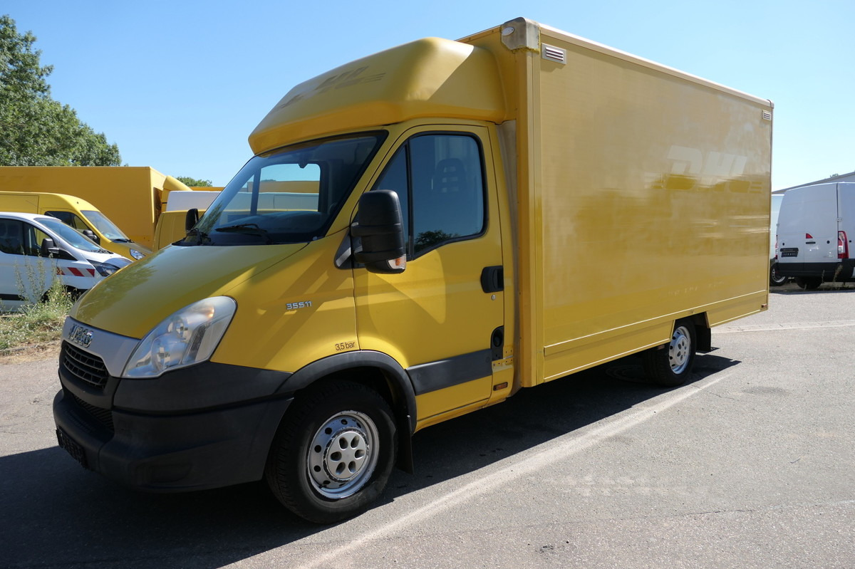 IVECO Daily 35 S11 C30C AUTOMATIK KAMERA Regale LUFT D - Dostavno vozilo z zabojnikom: slika 1 IVECO Daily 35 S11 C30C AUTOMATIK KAMERA Regale LUFT D - Dostavno vozilo z zabojnikom: slika 1