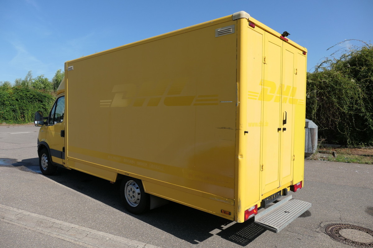 IVECO Daily 35 S11 C30C AUTOMATIK KAMERA Regale LUFT D - Dostavno vozilo z zabojnikom: slika 4 IVECO Daily 35 S11 C30C AUTOMATIK KAMERA Regale LUFT D - Dostavno vozilo z zabojnikom: slika 4