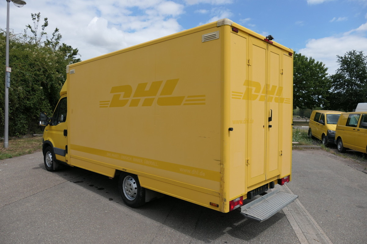 IVECO Daily 35 S11 C30C AUTOMATIK KAMERA Regale LUFT D - Dostavno vozilo z zabojnikom: slika 4 IVECO Daily 35 S11 C30C AUTOMATIK KAMERA Regale LUFT D - Dostavno vozilo z zabojnikom: slika 4