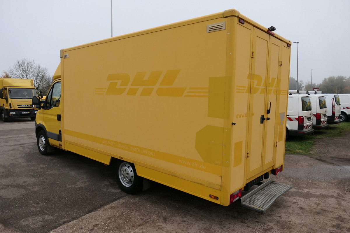 IVECO Daily 35 S11 C30C AUTOMATIK KAMERA Regale LUFT D - Dostavno vozilo z zabojnikom: slika 4 IVECO Daily 35 S11 C30C AUTOMATIK KAMERA Regale LUFT D - Dostavno vozilo z zabojnikom: slika 4