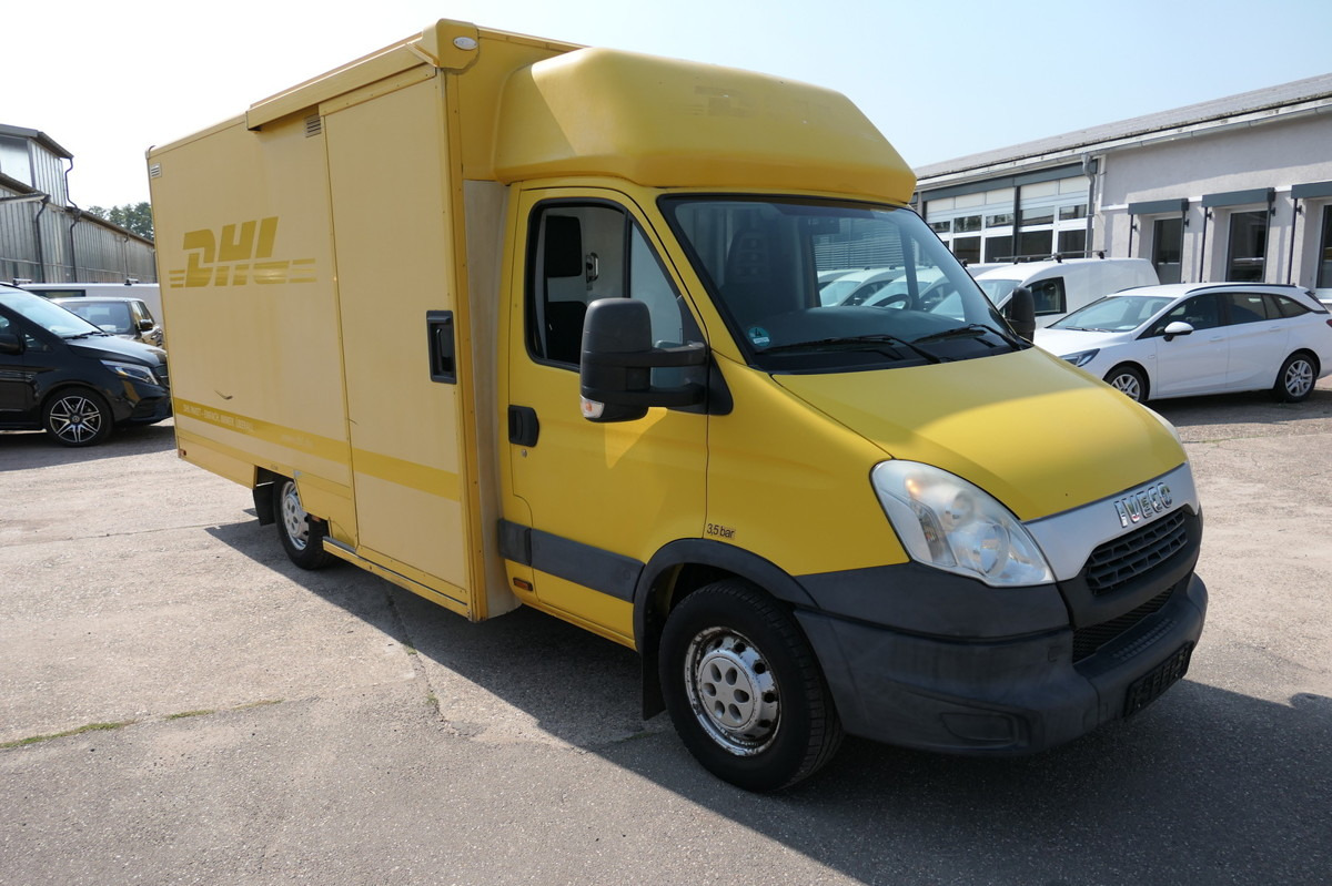 IVECO Daily 35 S11 C30C AUTOMATIK KAMERA Regale LUFT D - Dostavno vozilo z zabojnikom: slika 1 IVECO Daily 35 S11 C30C AUTOMATIK KAMERA Regale LUFT D - Dostavno vozilo z zabojnikom: slika 1