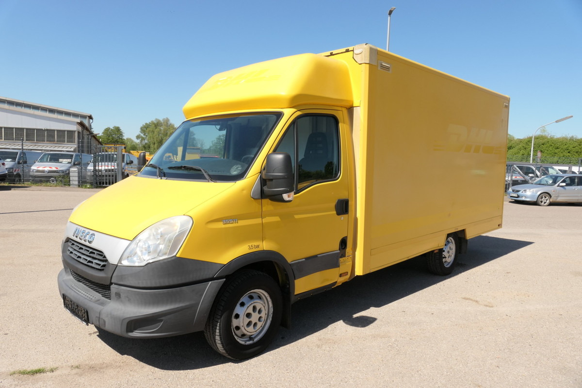IVECO Daily 35 S11 C30C AUTOMATIK KAMERA Regale LUFT D - Dostavno vozilo z zabojnikom: slika 1 IVECO Daily 35 S11 C30C AUTOMATIK KAMERA Regale LUFT D - Dostavno vozilo z zabojnikom: slika 1