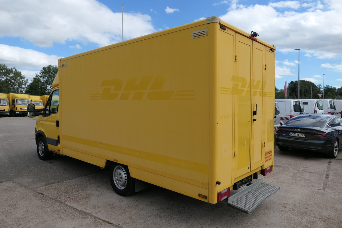 IVECO Daily 35 S11 C30C AUTOMATIK KAMERA Regale LUFT D - Dostavno vozilo z zabojnikom: slika 4 IVECO Daily 35 S11 C30C AUTOMATIK KAMERA Regale LUFT D - Dostavno vozilo z zabojnikom: slika 4