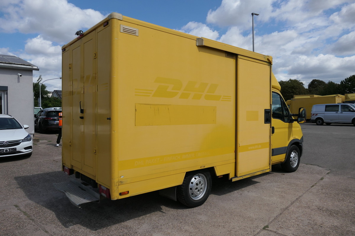 IVECO Daily 35 S11 C30C KURZ AUTOMATIK KAMERA Regale L - Dostavno vozilo z zabojnikom: slika 3 IVECO Daily 35 S11 C30C KURZ AUTOMATIK KAMERA Regale L - Dostavno vozilo z zabojnikom: slika 3