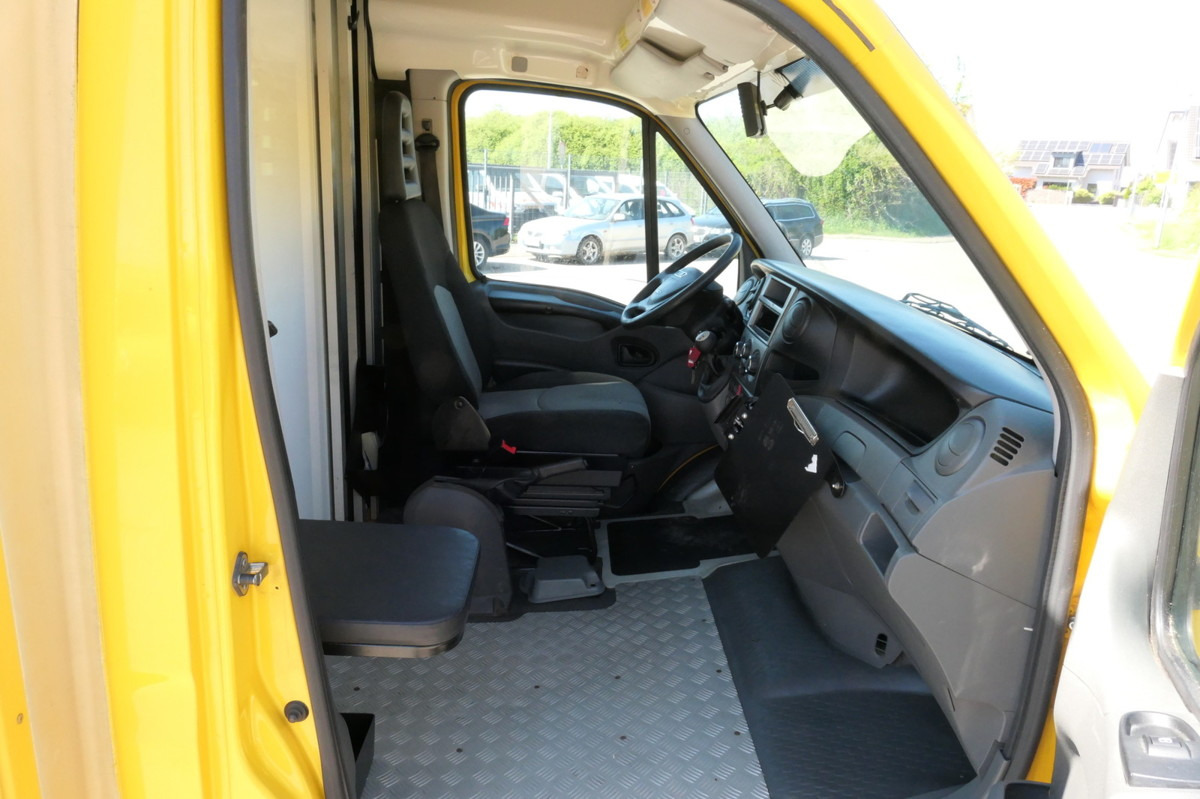 IVECO Daily 35 S11 KURZ C30C AUTOMATIK KAMERA Regale L - Dostavno vozilo z zabojnikom: slika 5 IVECO Daily 35 S11 KURZ C30C AUTOMATIK KAMERA Regale L - Dostavno vozilo z zabojnikom: slika 5