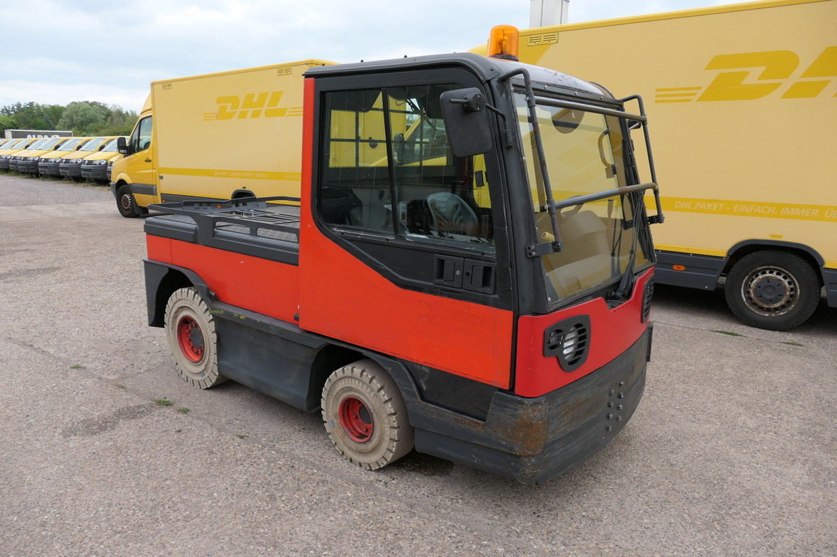 LINDE P250 Schlepper AHK Batterie 10/2022 Schiebetüren - Vlečni traktor: slika 2 LINDE P250 Schlepper AHK Batterie 10/2022 Schiebetüren - Vlečni traktor: slika 2