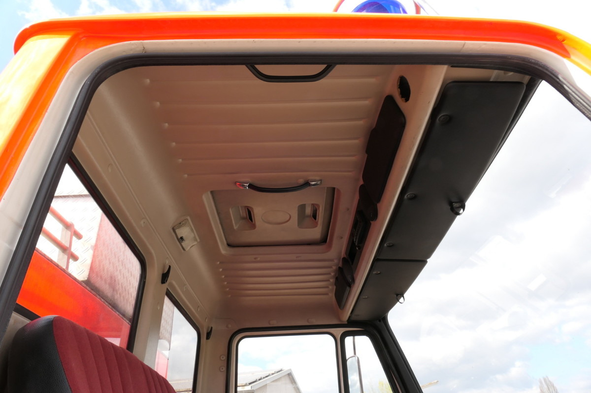 Gasilsko vozilo MERCEDES-BENZ 1019 AF Rüstwagen 4x4 TOP ZUSTAND: slika 13