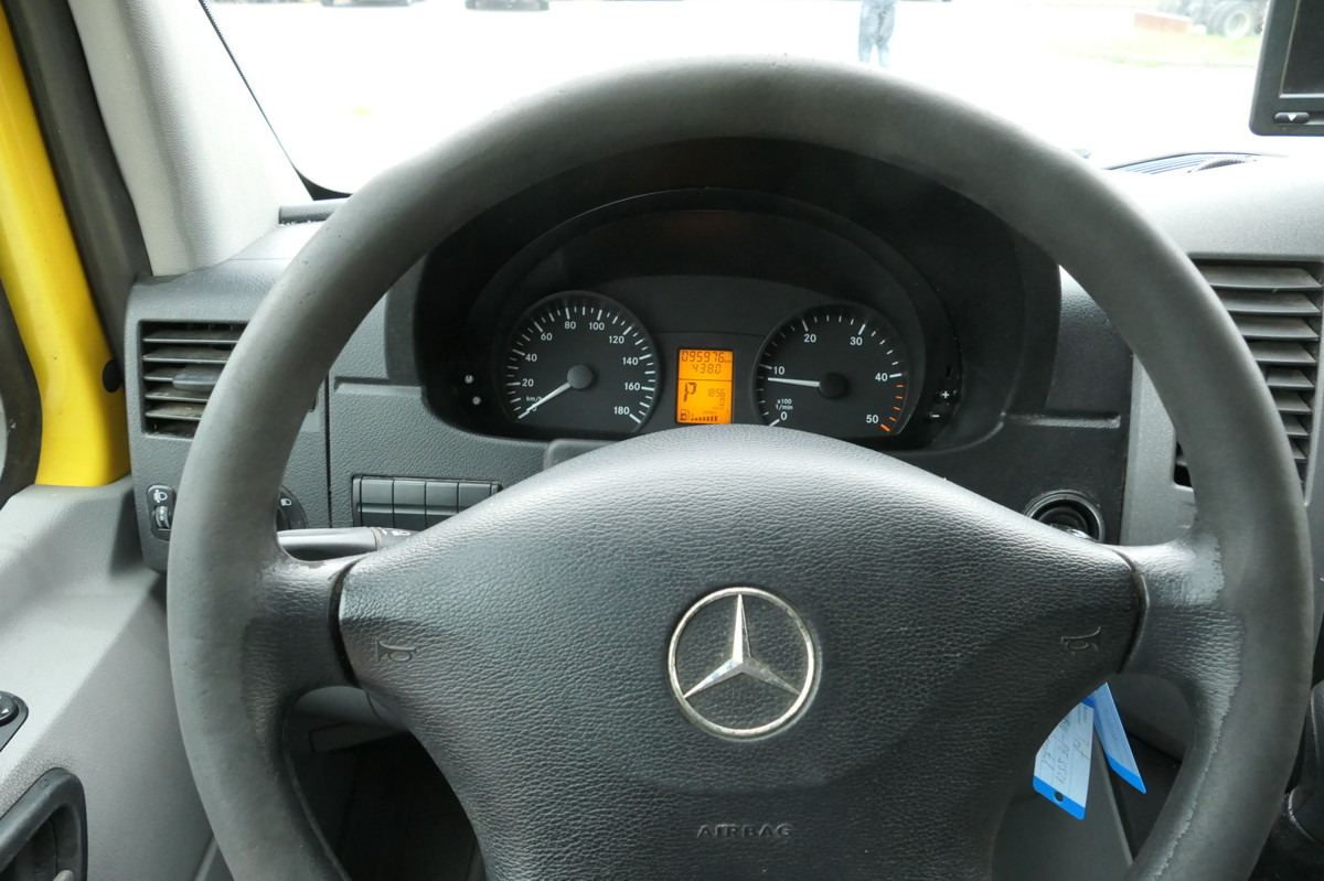 Dostavno vozilo z zabojnikom MERCEDES-BENZ SPRINTER 310 CDI MAXI EURO-5 KOFFER DURCHGANG RE: slika 13