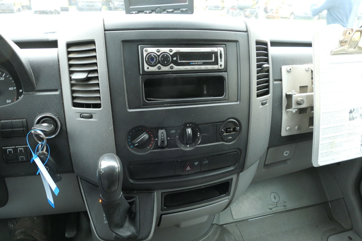 Dostavno vozilo z zabojnikom MERCEDES-BENZ SPRINTER 310 CDI MAXI EURO-5 KOFFER DURCHGANG RE: slika 12