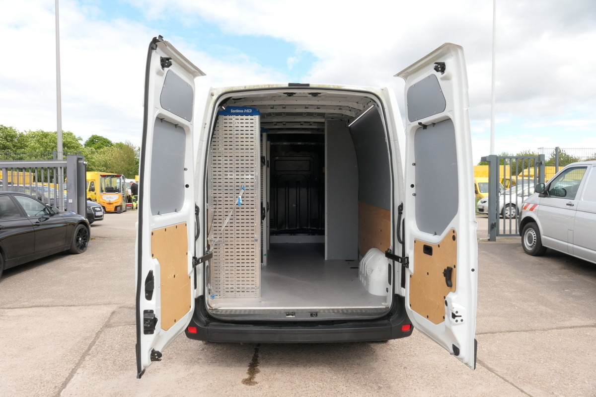 RENAULT Master 130 dCi L3H2 Euro6 KLIMA COC Regal - Furgon: slika 1 RENAULT Master 130 dCi L3H2 Euro6 KLIMA COC Regal - Furgon: slika 1