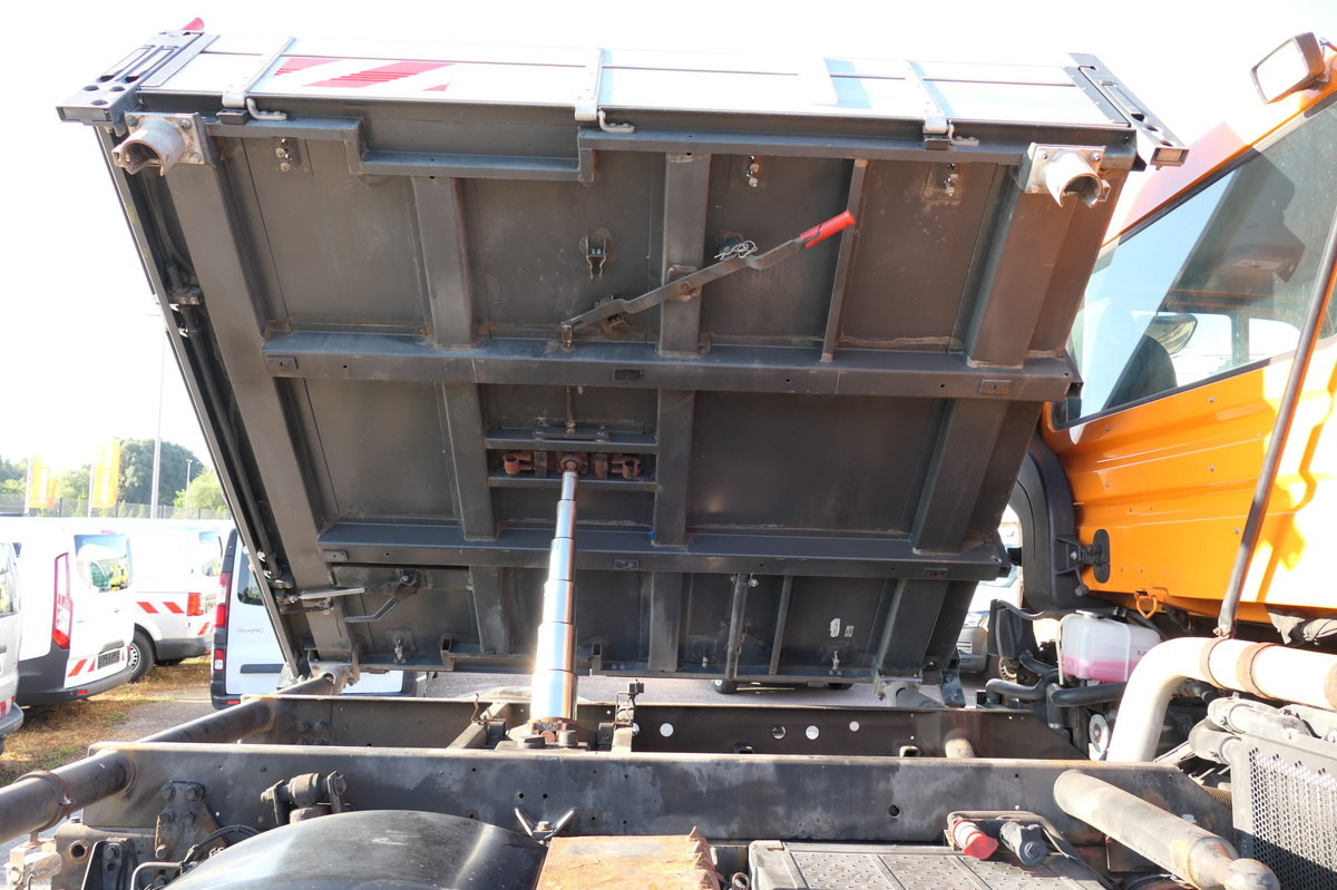 Tovornjak prekucnik UNIMOG U400 Euro5 Typ 405 VarioPilot 6 Zylinder SFZ KOM: slika 9 Tovornjak prekucnik UNIMOG U400 Euro5 Typ 405 VarioPilot 6 Zylinder SFZ KOM: slika 9